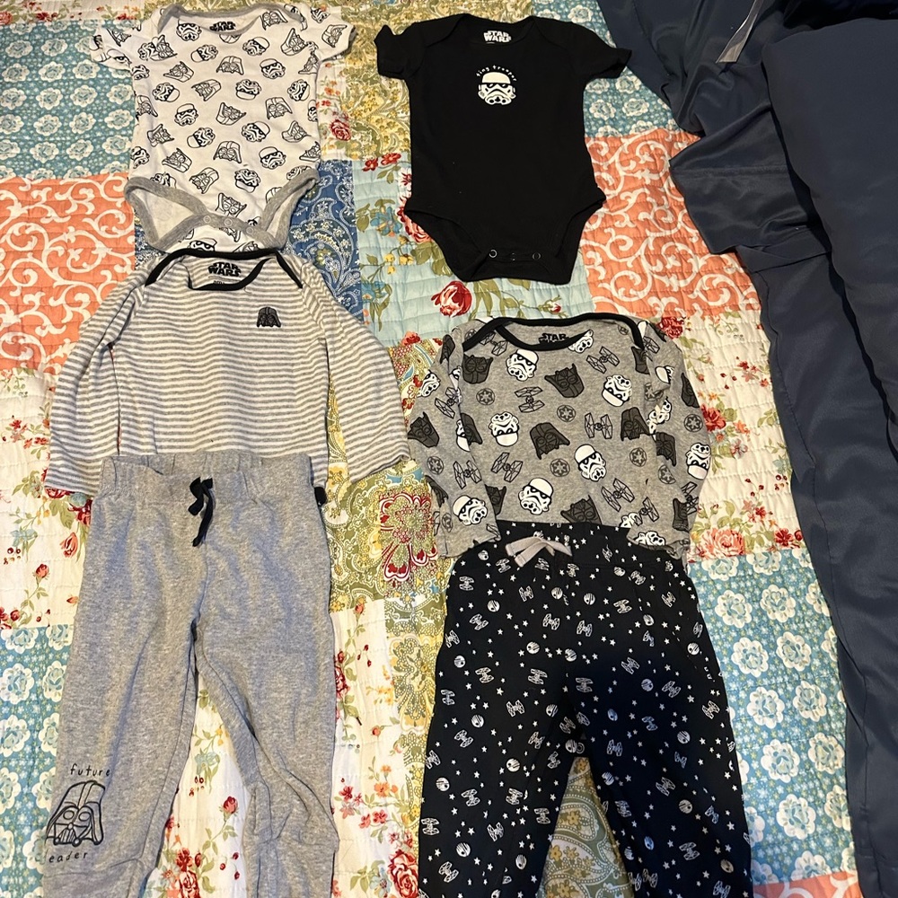 Lot of 4 infant boys Star Wars outfits 18 months gently worn